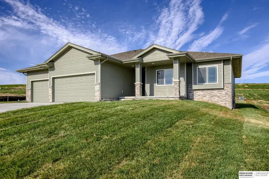 11002 N 159 Avenue, Bennington, NE 68007 - #2