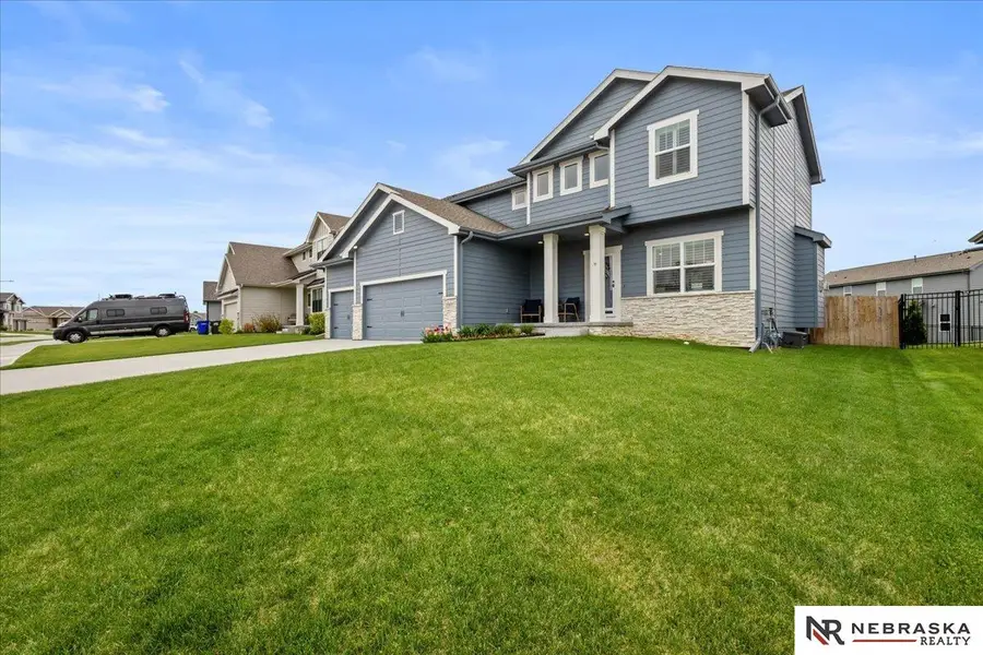 5307 Helwig Avenue, Papillion, NE 68133 - #2