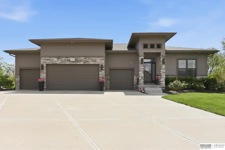 7029 S 185th Circle, Omaha, NE 68136 - #2