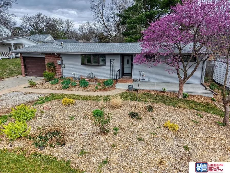 120 Hillcrest Drive, Seward, NE 68434 - #2