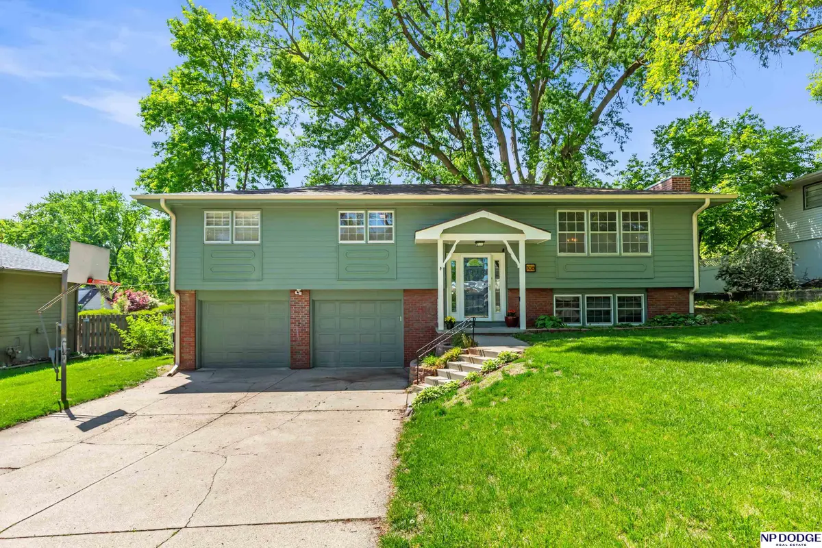 106 N 117 Street, Omaha, NE 68154 - #1