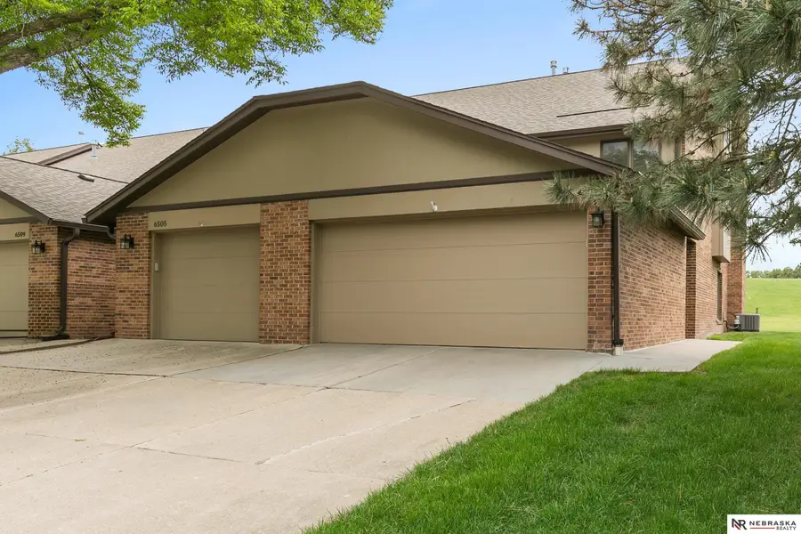 6501 Boxelder Drive, Lincoln, NE 68506 - #2