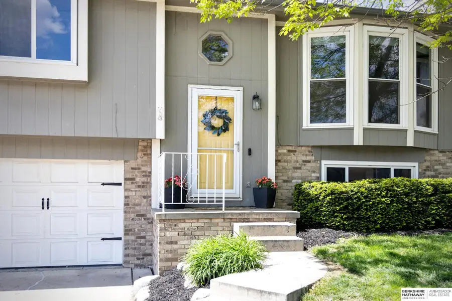 5110 N 126th Street, Omaha, NE 68164 - #2