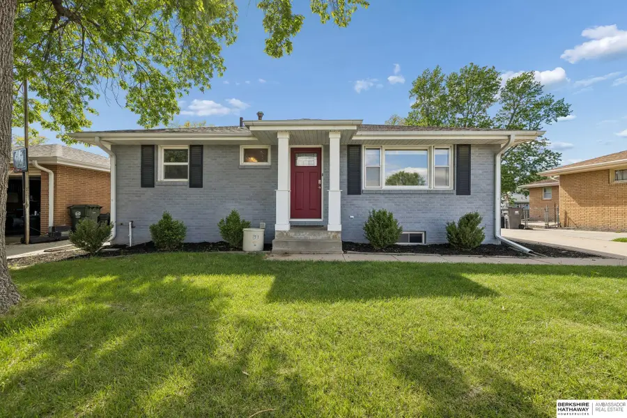 1617 Hays Drive, Lincoln, NE 68505 - #2