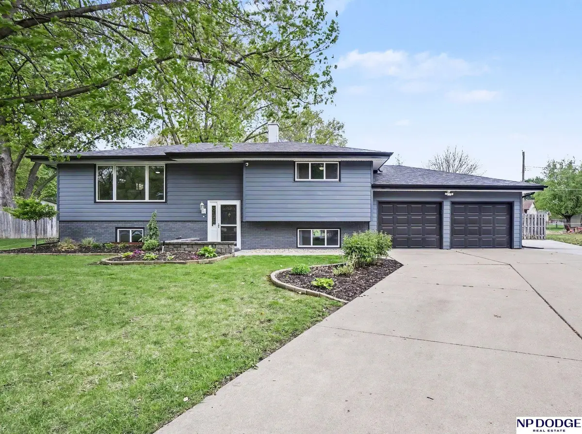 1821 Sherwood Cove, Fremont, NE 68025 - #1