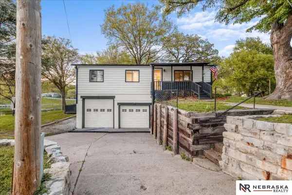 2414 Jefferson Road, Plattsmouth, NE 68048