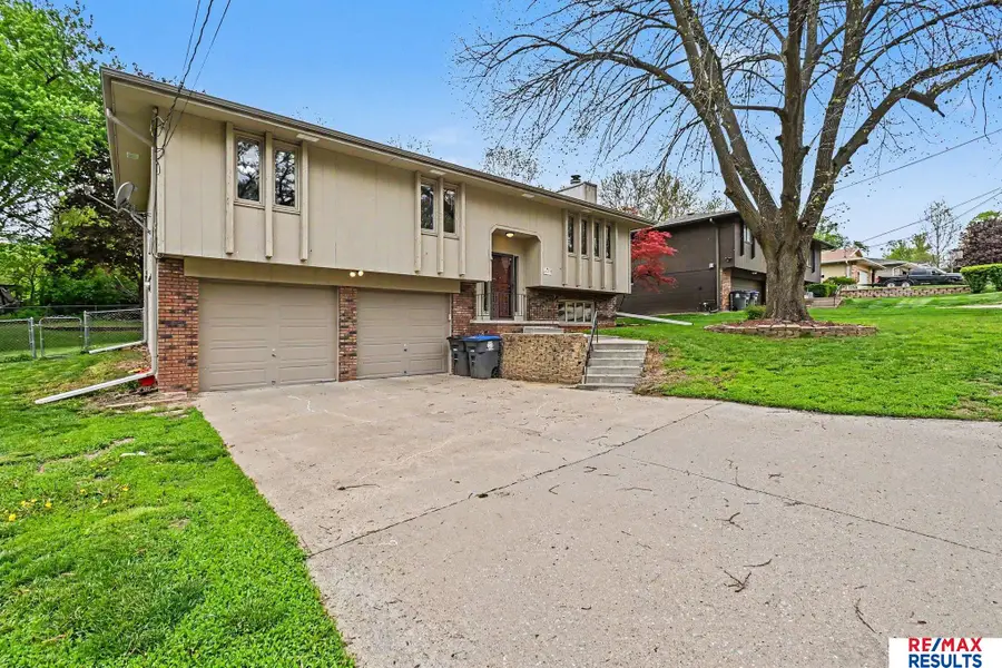 900 Mckenzie Avenue, Council Bluffs, IA 51503 - #3