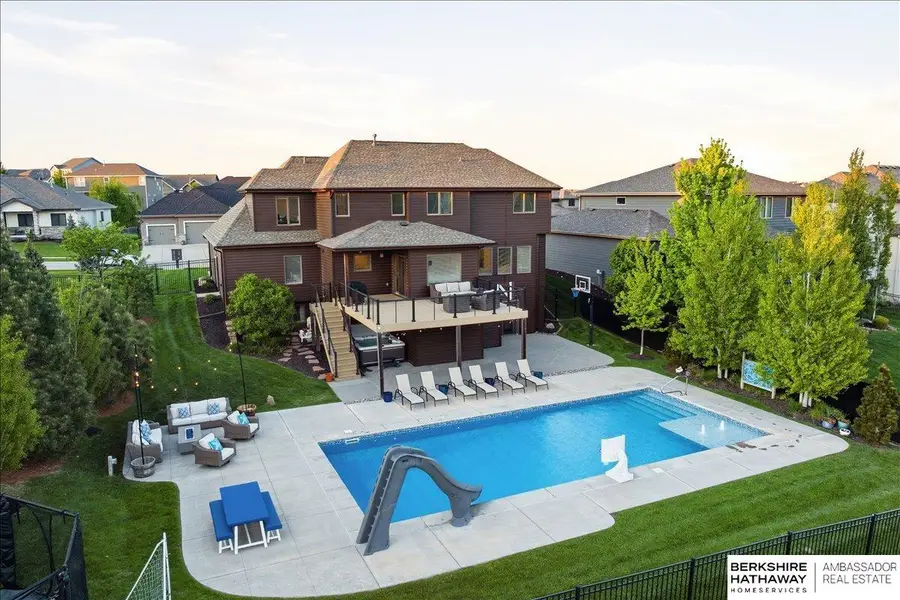 17001 Bondesson Parkway, Bennington, NE 68007 - #2