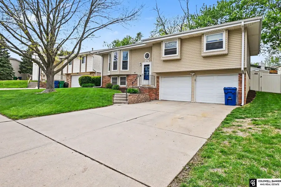 8728 Monroe Street, Ralston, NE 68127 - #2