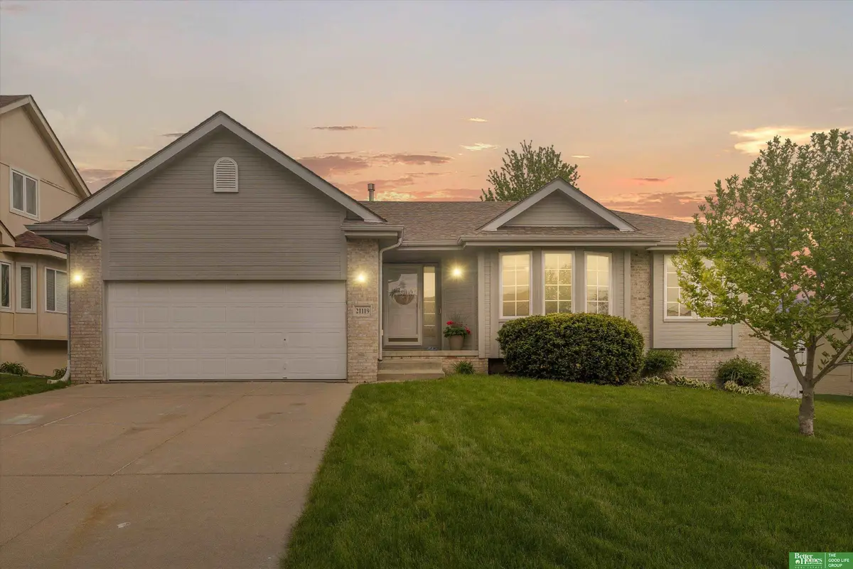 21119 Schofield Drive, Gretna, NE 68028 - #1