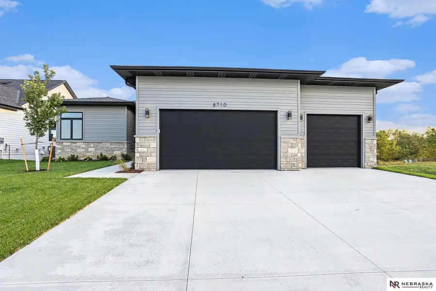 8710 Dragonfly Lane, Lincoln, NE 68526 - #2