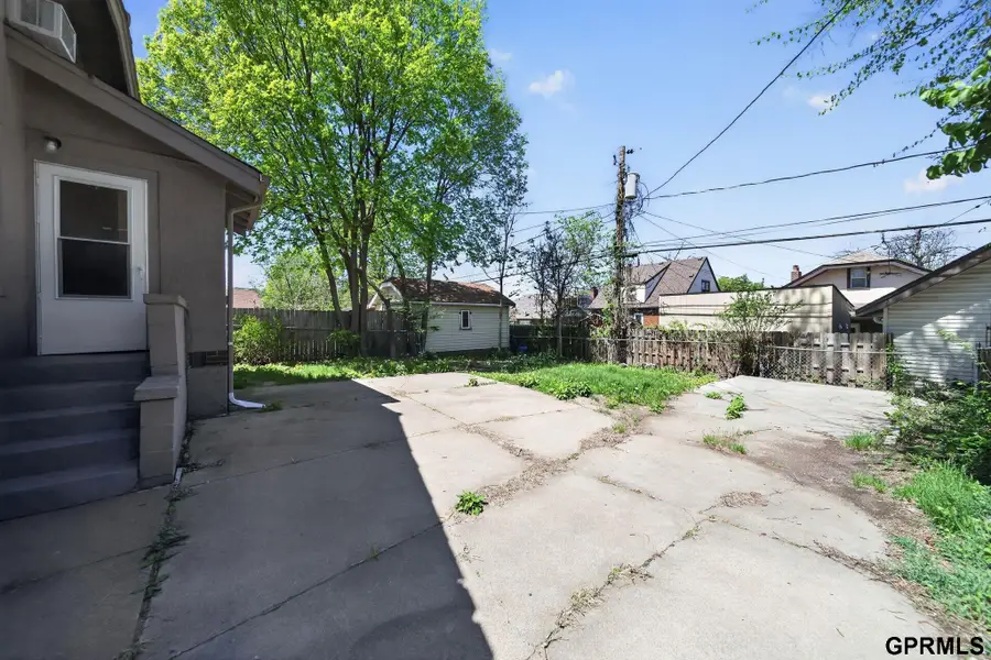 2880 Read Street, Omaha, NE 68112 - #2