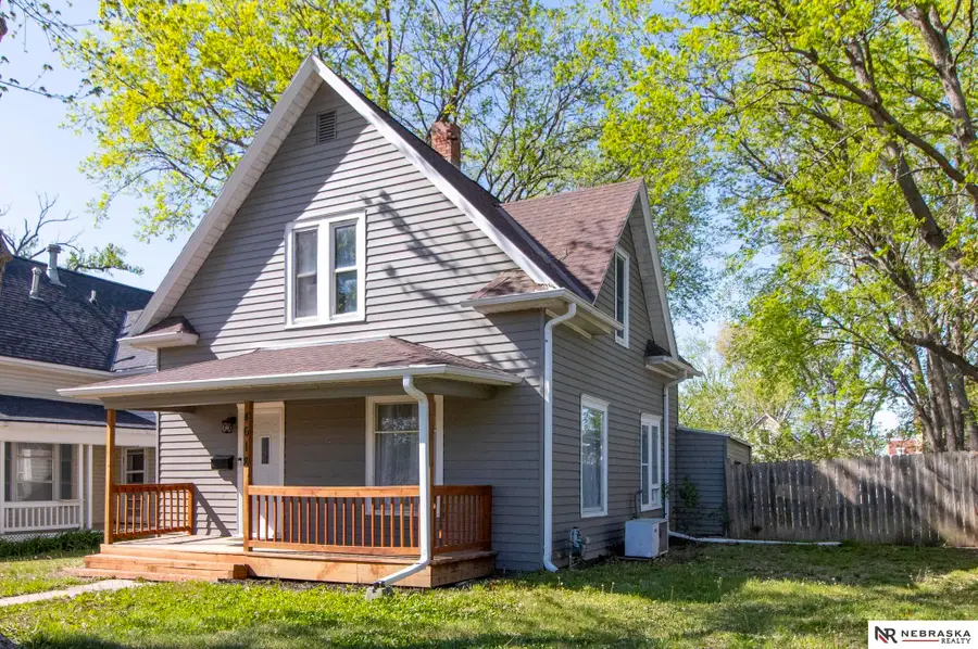 4618 Madison Avenue, Lincoln, NE 68504 - #2
