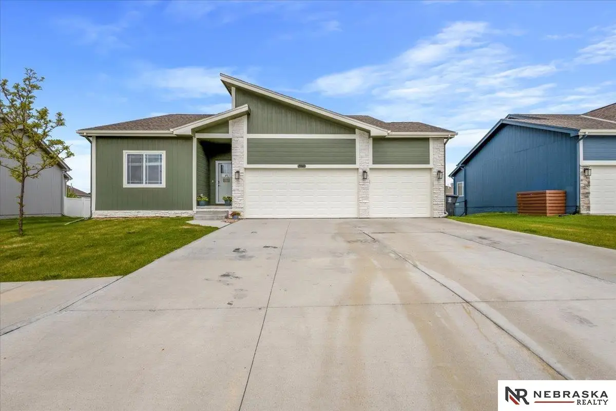 19860 Birch Avenue, Gretna, NE 68028 - #1