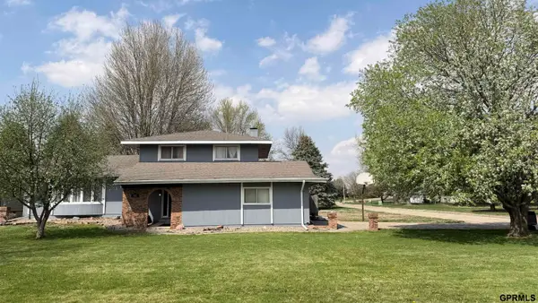 902 Q Street, Tekamah, NE 68061