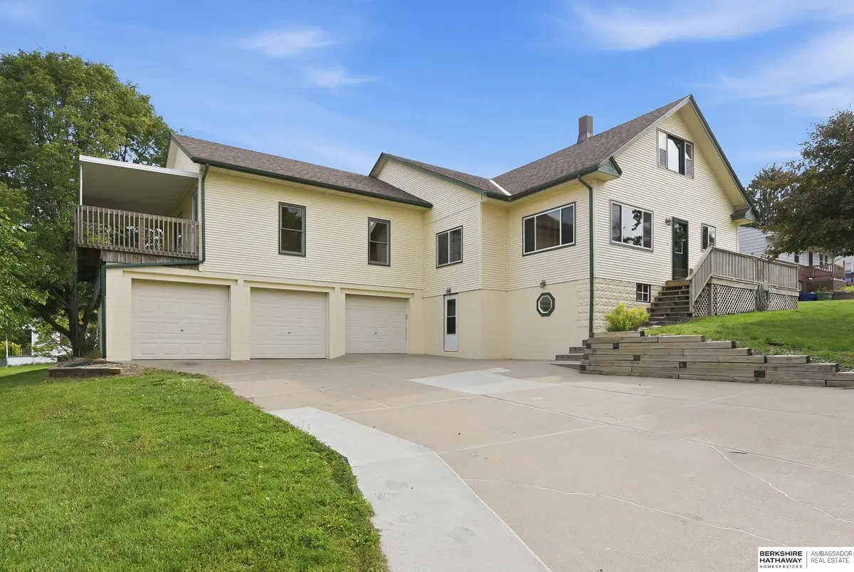 7402 Sarpy Avenue, Bellevue, NE 68147 - #1