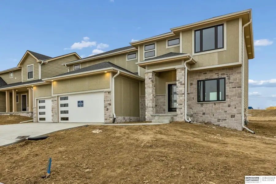 21420 Z Street, Elkhorn, NE 68022 - #2