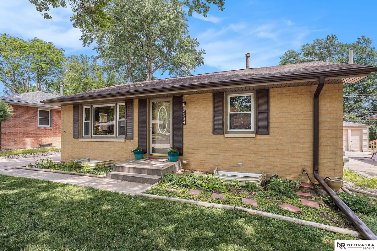 2344 S 61st Street, Lincoln, NE 68506 - #1