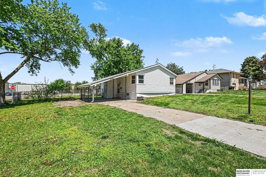 8346 Parker Court, Omaha, NE 68114 - #2