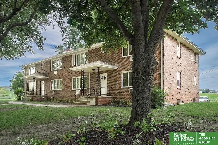 3758 S 82nd Street, Omaha, NE 68124 - #2
