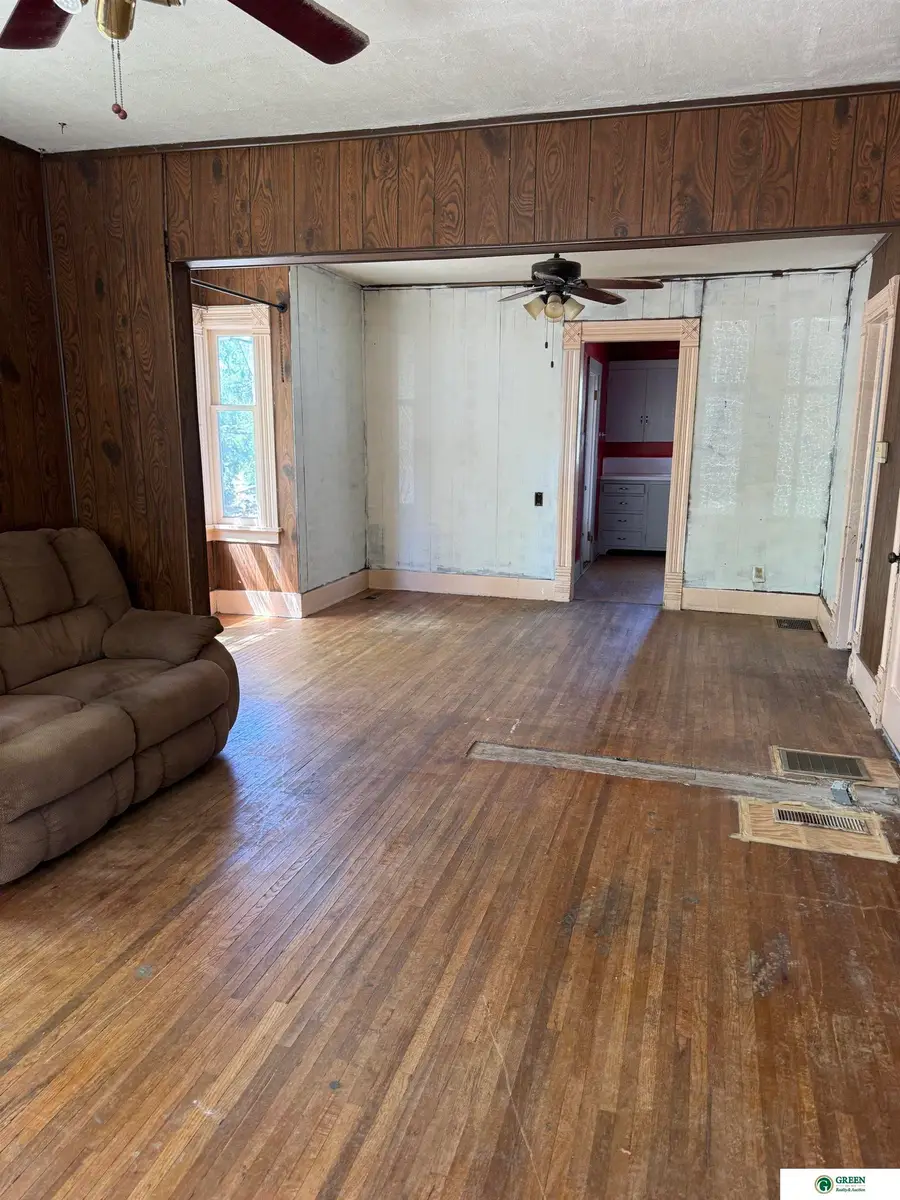 1203 N Iowa Avenue, York, NE 68467 - #2