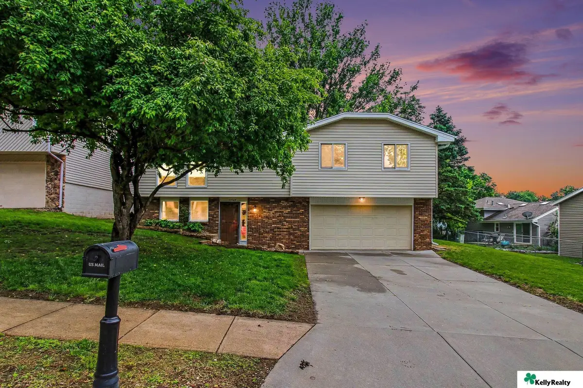 10927 Crown Point Avenue, Omaha, NE 68164 - #1