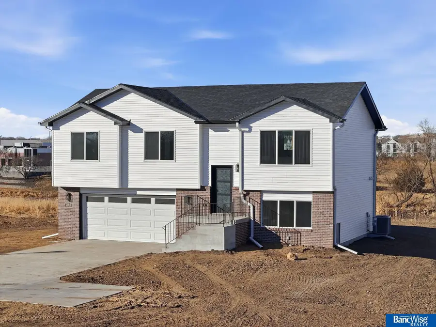 4910 N 35th Court, Lincoln, NE 68524 - #2