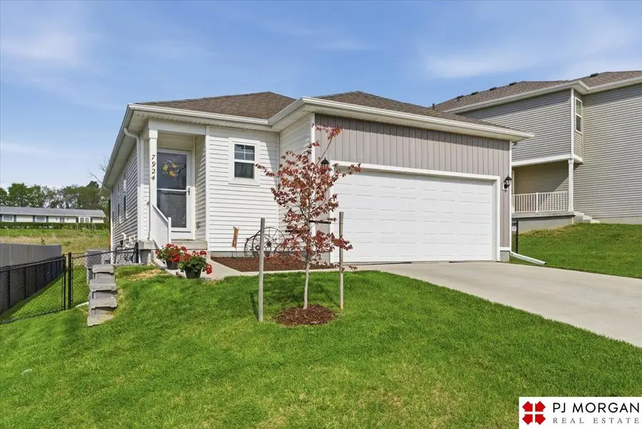 7924 N 95th Avenue, Omaha, NE 68122 - #2