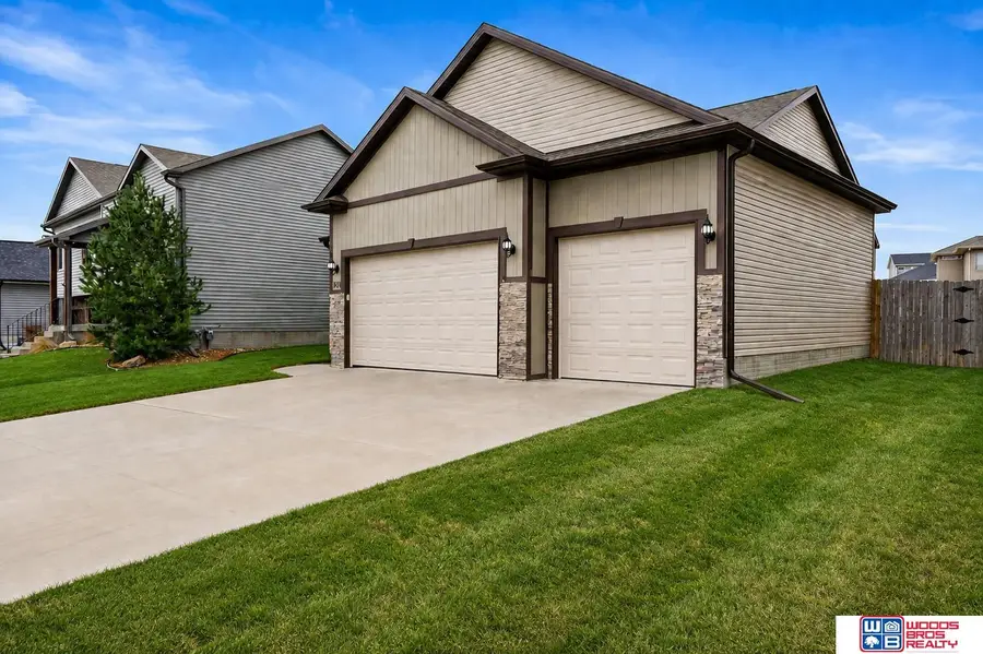 1631 Torreys Drive, Lincoln, NE 68521 - #3