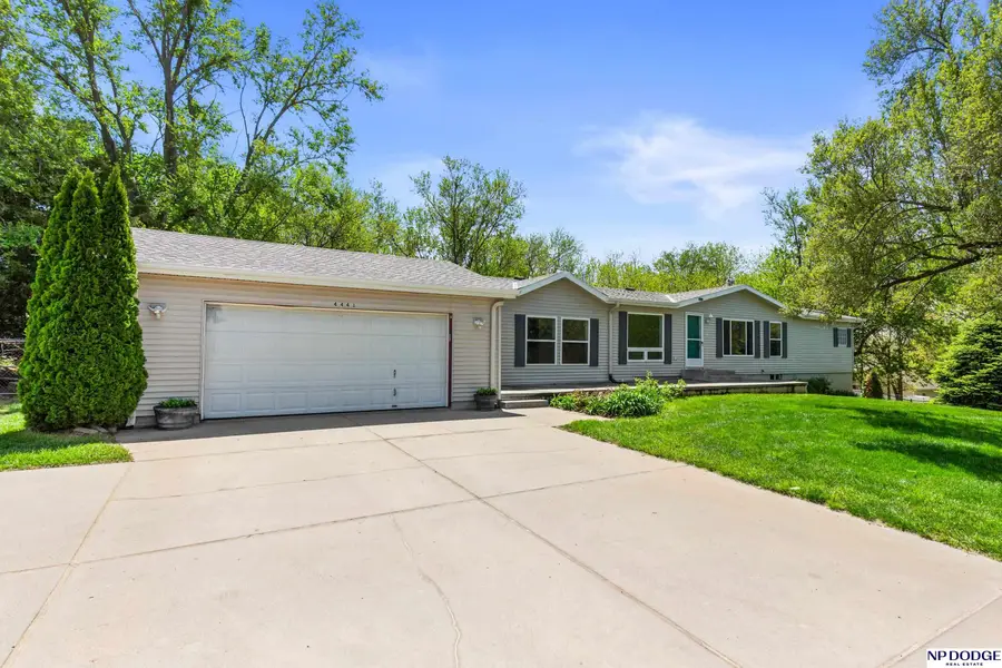 4441 Bernadette Avenue, Bellevue, NE 68147 - #3