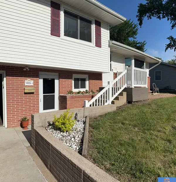 1005 N 16th Avenue, Beatrice, NE 68310