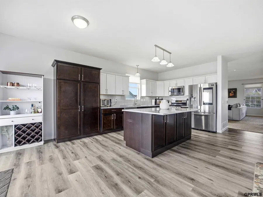 13805 Kelly Drive, Bellevue, NE 68123 - #2