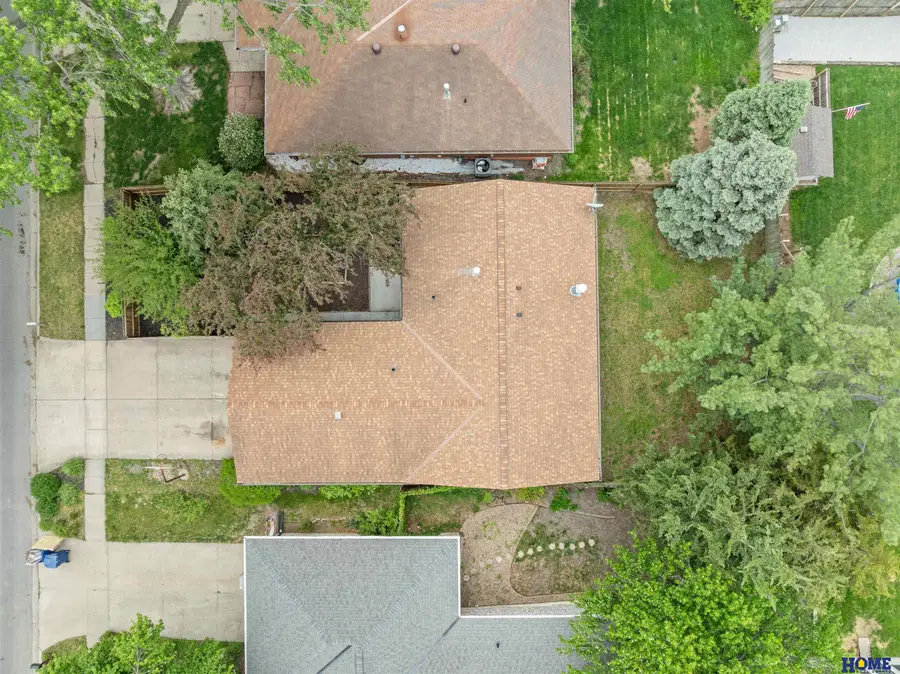 3321 N 73rd Street, Lincoln, NE 68507 - #3