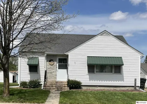 207 W Cedar Street, Coleridge, NE 68727