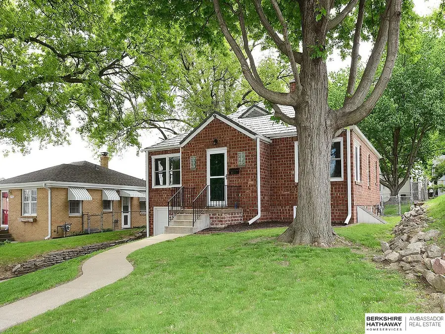 3911 Castelar Street, Omaha, NE 68105 - #2