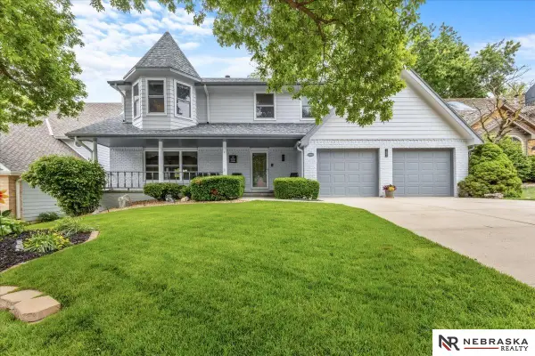 10310 Washington Drive, Omaha, NE 68127