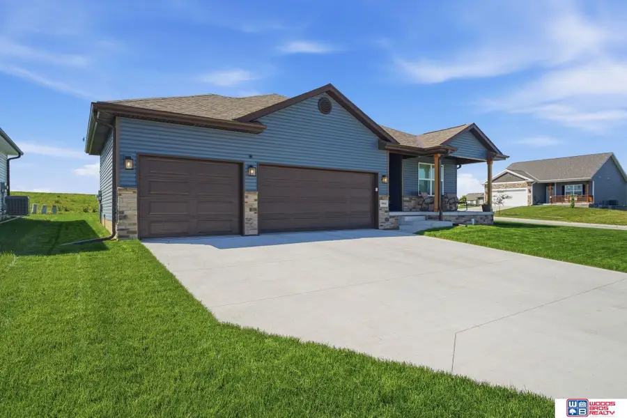 8901 Kinzie Street, Lincoln, NE 68507 - #2