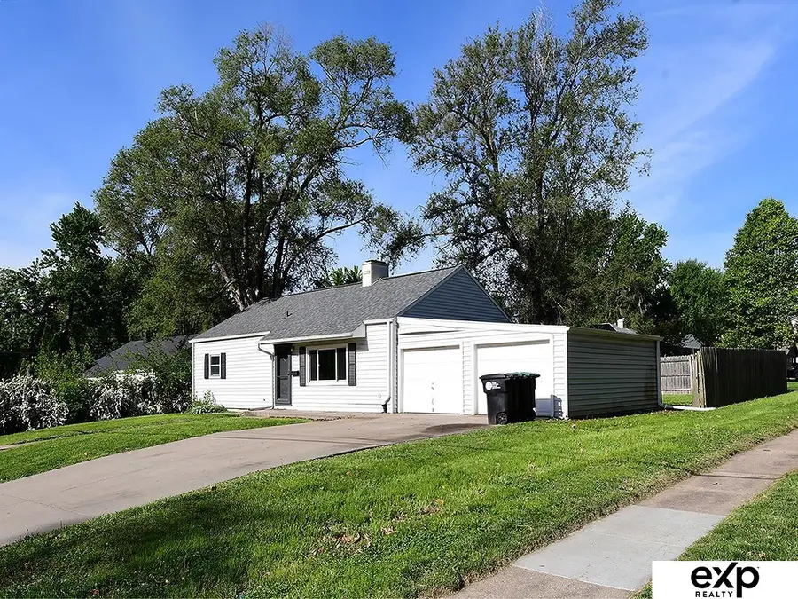 1514 N 70 Avenue, Omaha, NE 68104 - #2