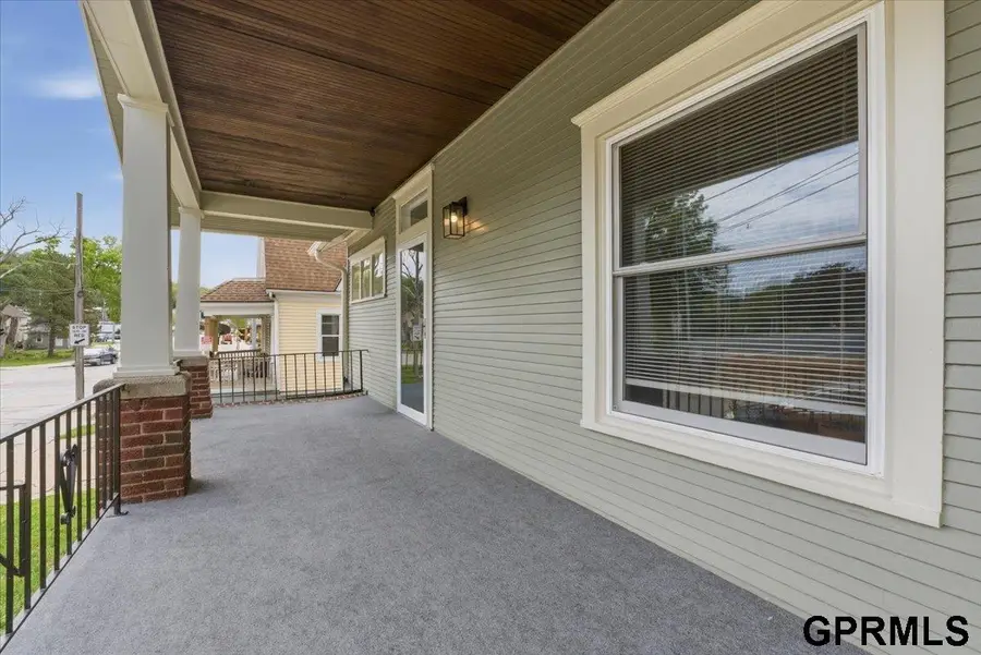 208 N 2nd Street, Council Bluffs, IA 51503 - #3
