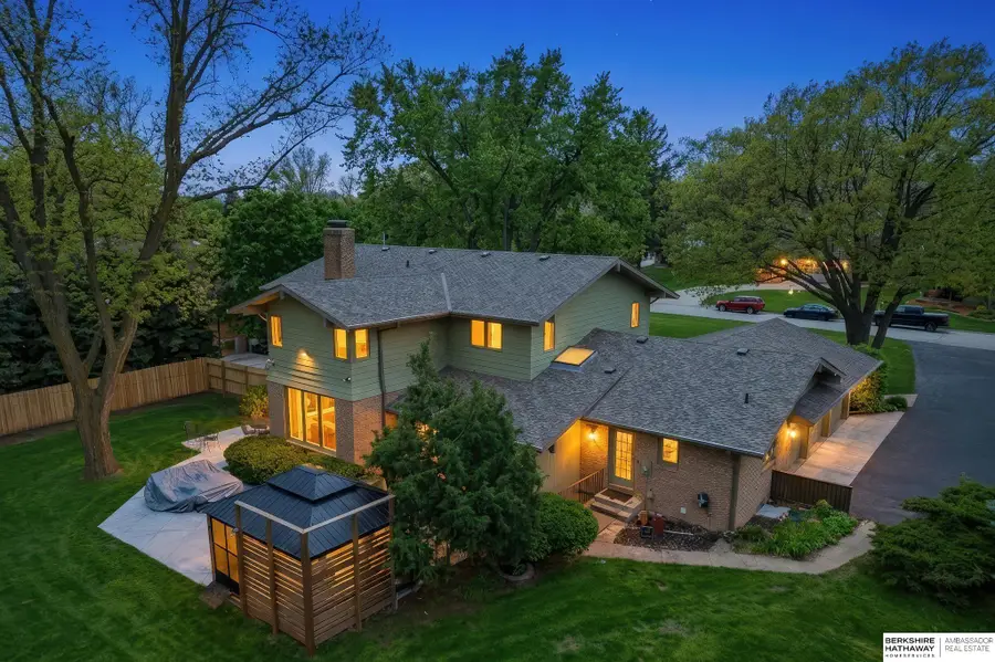 2709 S 100th Street, Omaha, NE 68124 - #2