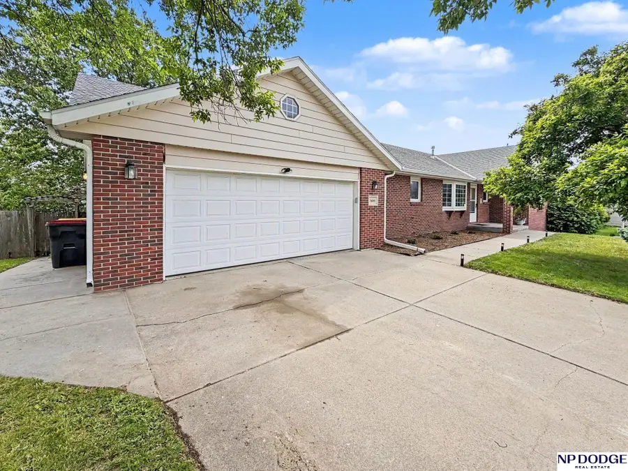 3600 Hartley Circle, Lincoln, NE 68521 - #2