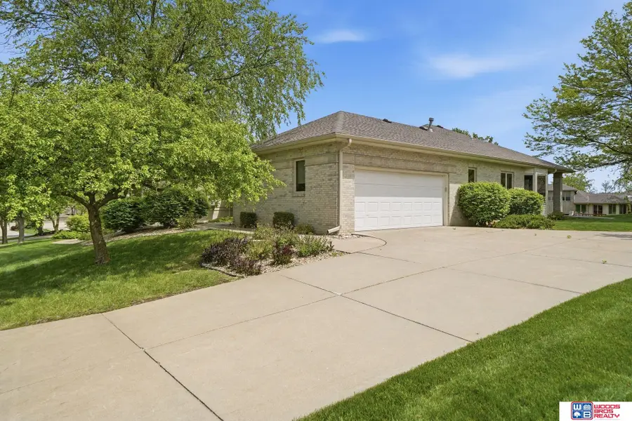 9134 Pioneer Court, Lincoln, NE 68520 - #3