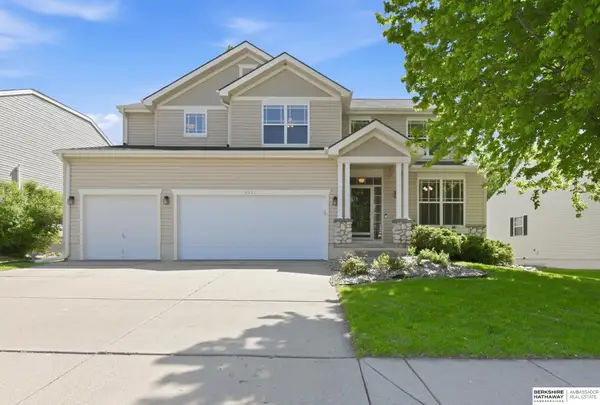 5911 S 161st Street, Omaha, NE 68135