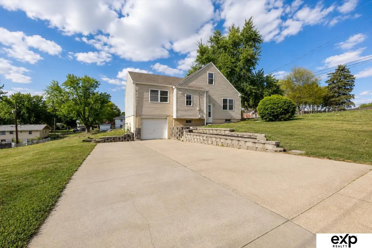 4702 N 52 Street, Omaha, NE 68104 - #1