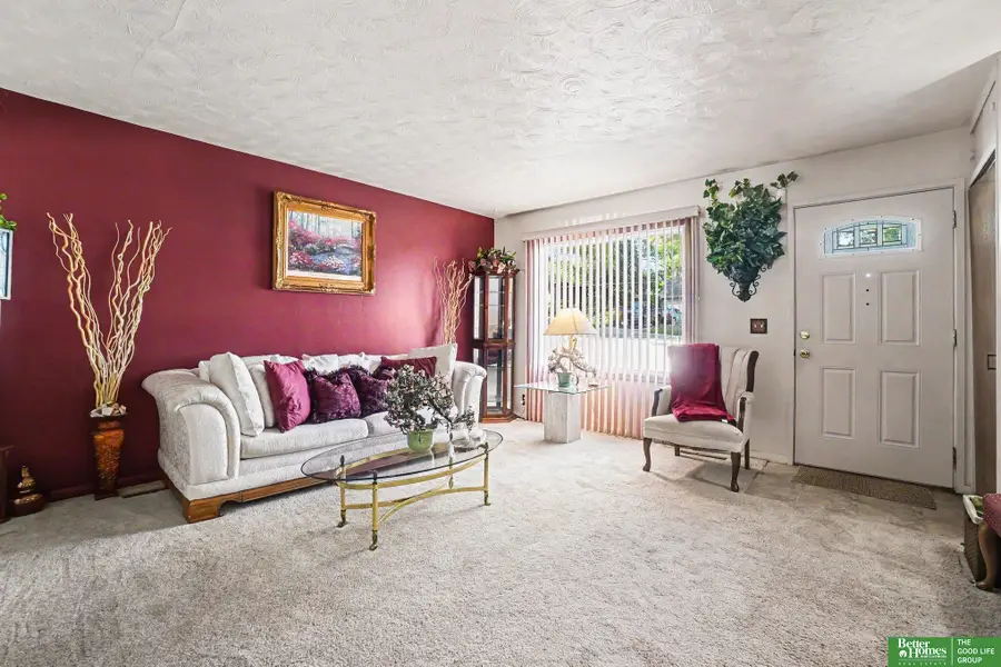 5002 N 54th Street, Omaha, NE 68104 - #3