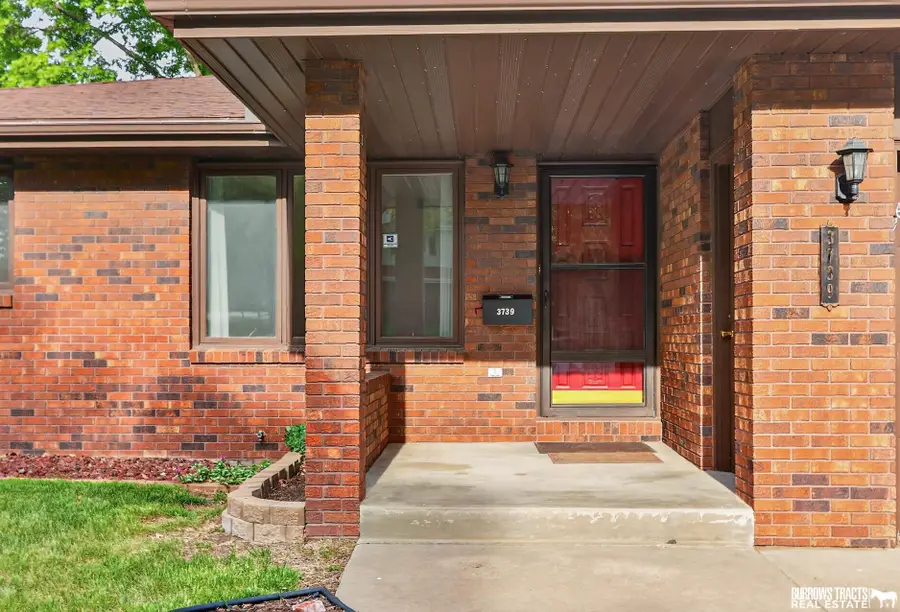3739 S 77th Street, Lincoln, NE 68506 - #3