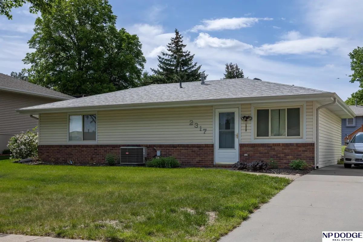 2317 W Washington Street, Lincoln, NE 68522 - #1