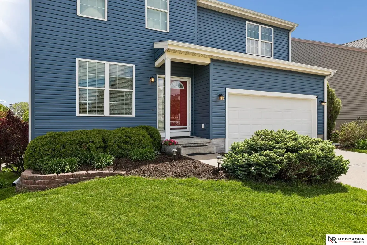 8025 N 147th Avenue, Bennington, NE 68007 - #1