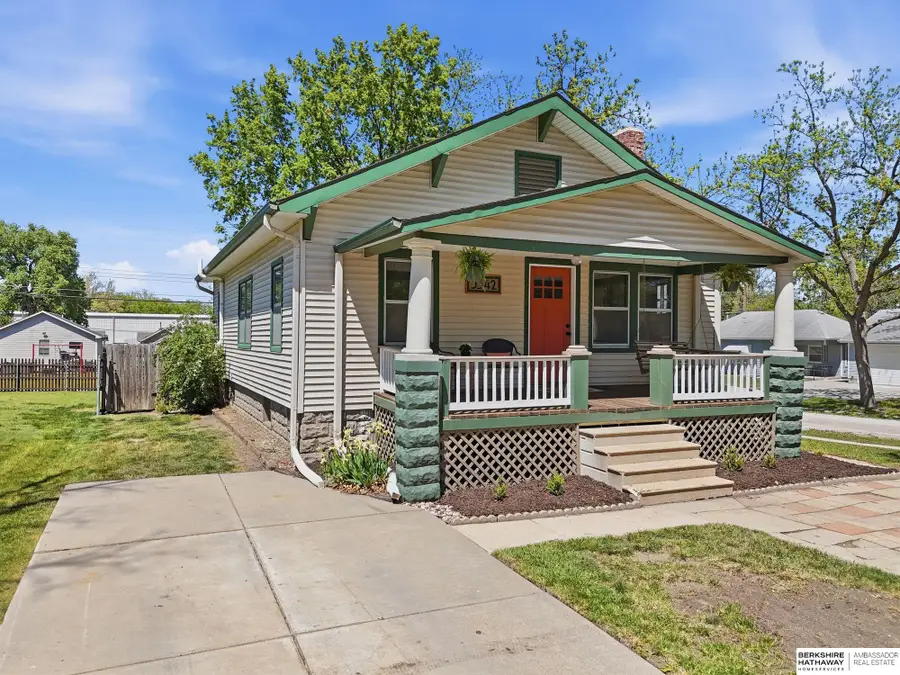 3342 W Street, Lincoln, NE 68503 - #3