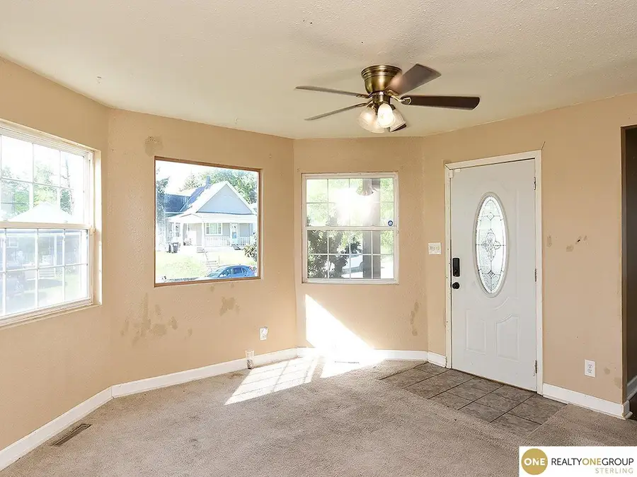 3338 Manderson Street, Omaha, NE 68111 - #3
